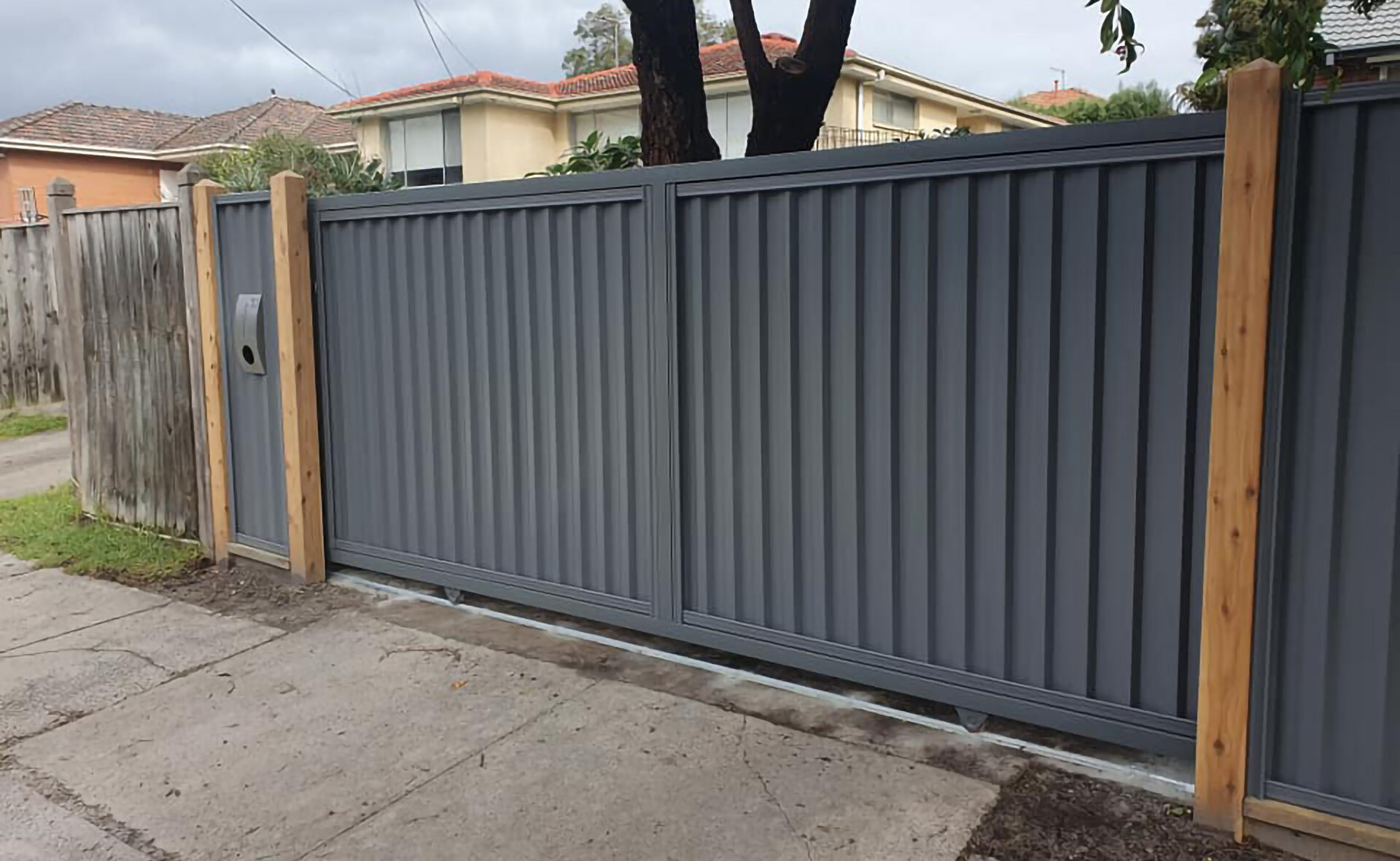 Colorbond gates discount